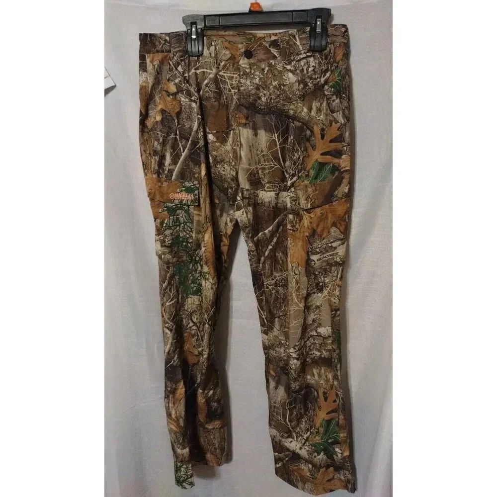 Magellan Unisex Large Hunting Pant Stretch Waist Realtree Camo Cargo Style
